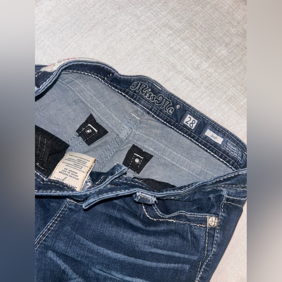 Gently used Miss me jeans size 28 boot - Picture 6 of 11